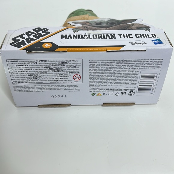 Disney Star Wars | The Mandalorian The Child | Collectable | Plastic Figure NWT - Picture 6 of 7
